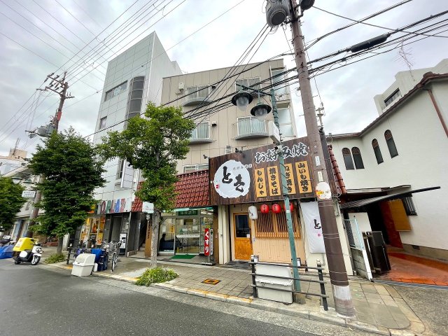 大阪市東淀川区豊新４丁目の賃貸マンションの外観