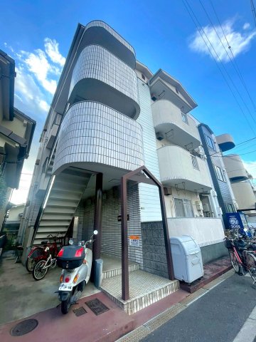大阪市東淀川区大桐３丁目の賃貸マンションの外観