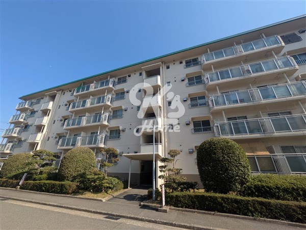 名谷１９団地８３号棟の外観