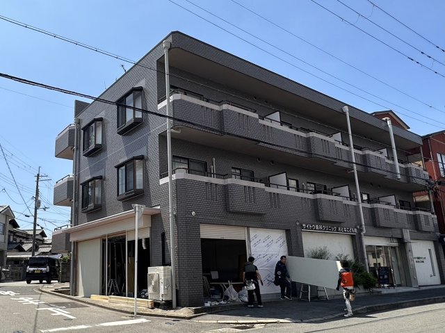 藤井寺市青山2丁目の賃貸マンションの外観