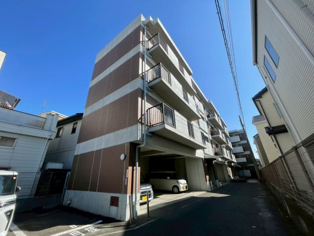 ロイヤルパレス法善寺
