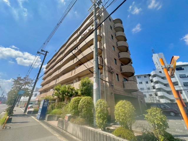 メゾンアザレア