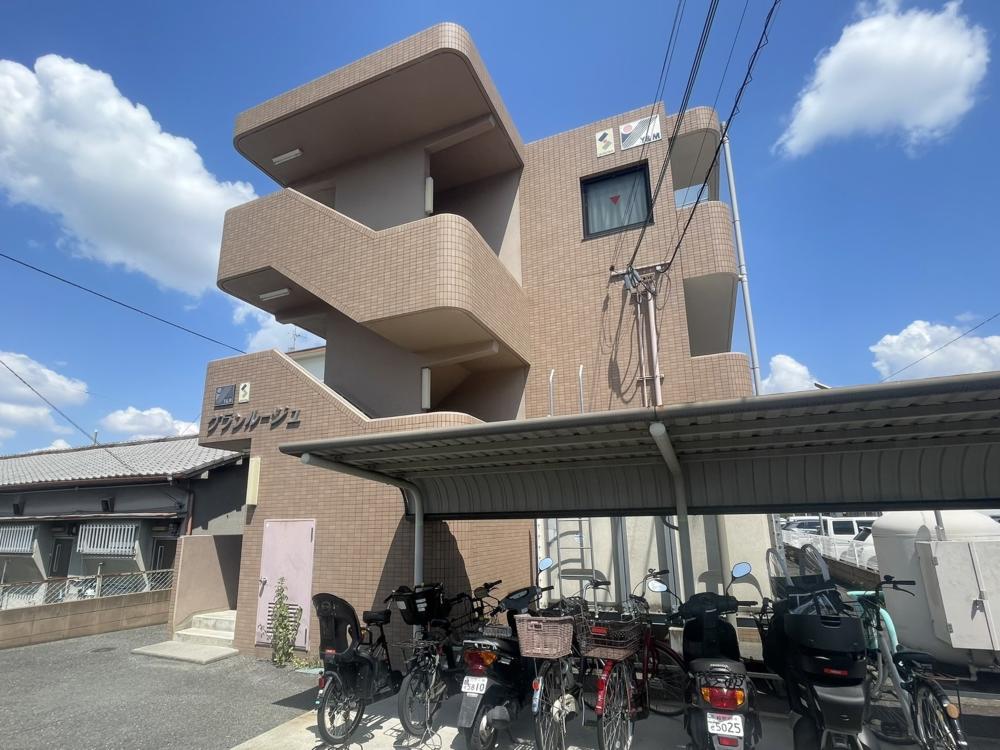 グランルージュ