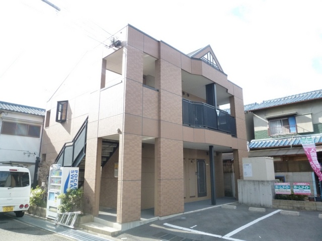 メゾンラフィーネ