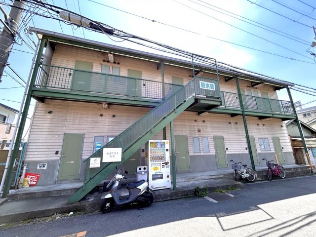 SEPTILE佐堂の外観