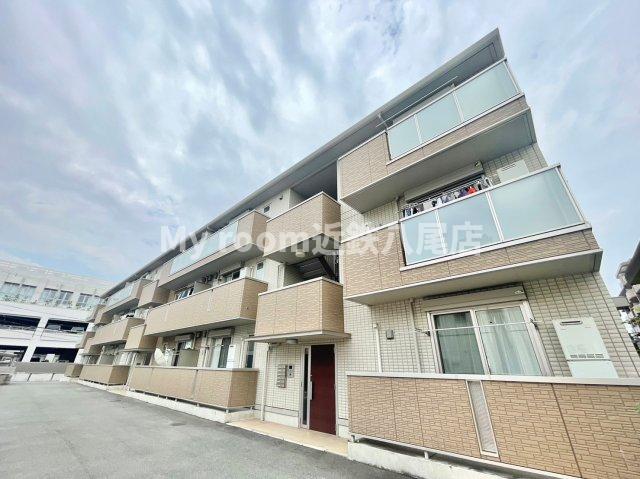 ソレイユ八尾の外観