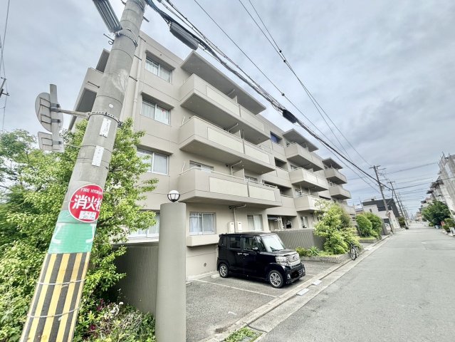 メゾン芝花の外観