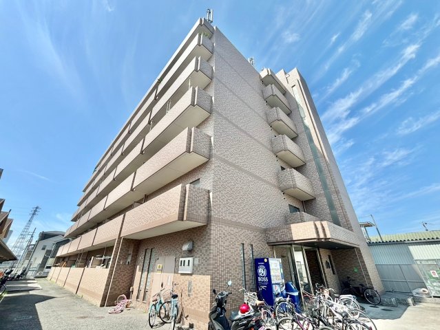 エムテック八尾の外観