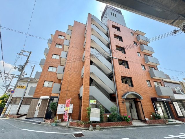 ルミエール久宝寺の外観