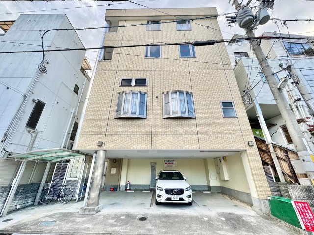 シビック本町の外観