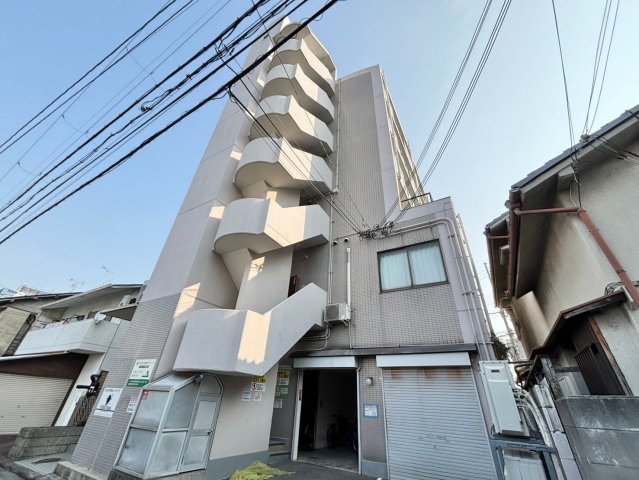 サンパレス八尾の外観