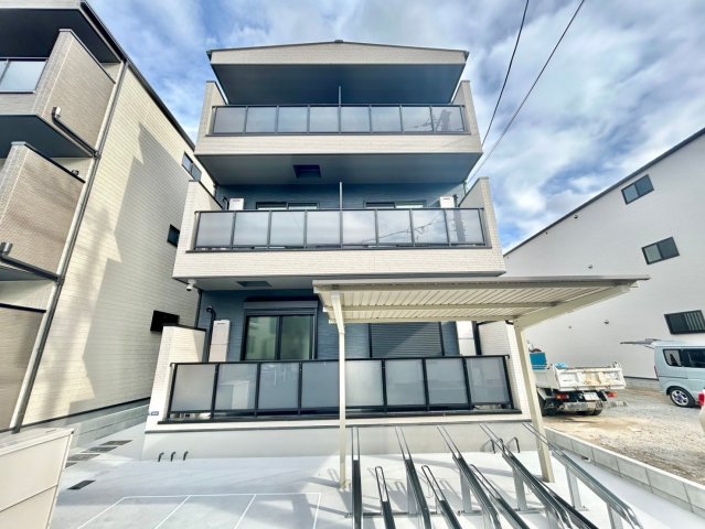 D porta Neigeの外観