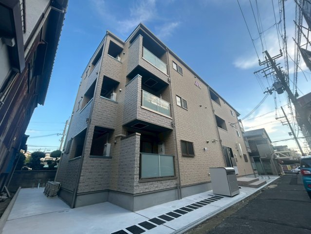 Luna terrace 近大前の外観