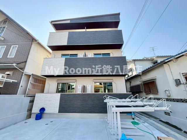 クレスト高安町南の外観