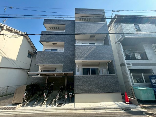 フジパレス俊徳道の外観