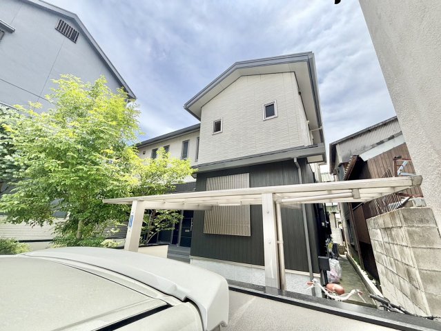 シャーメゾンピオニーの外観