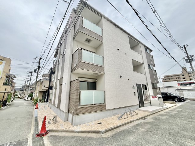 東大阪市近江堂３丁目の賃貸アパートの外観