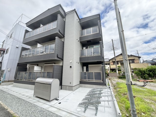 D porta refinardの外観