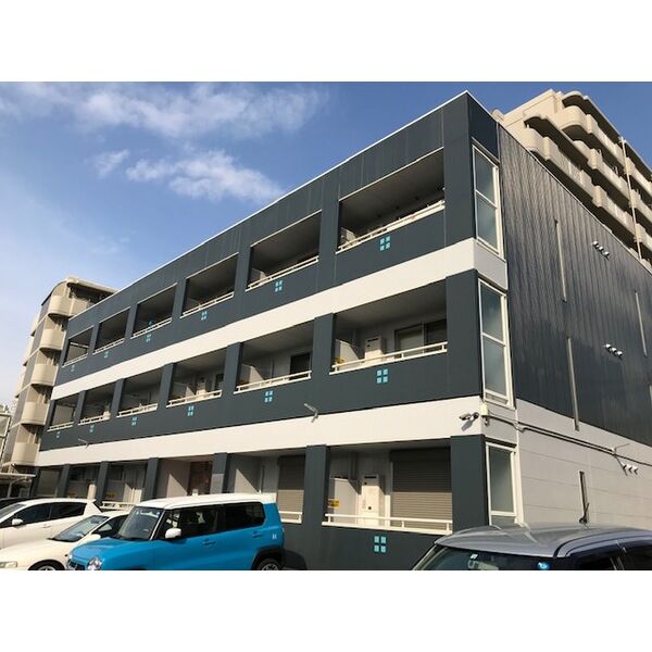 くすのき城OZの外観