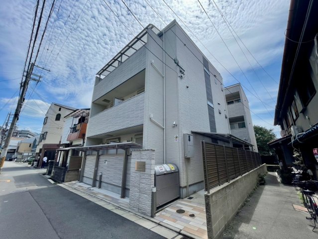 クリエオーレ吉田の外観