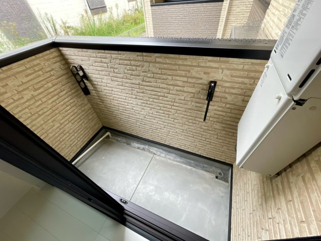 バルコニー バルコニー