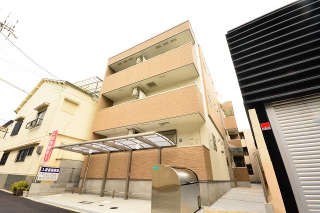クラウド昭和町の外観