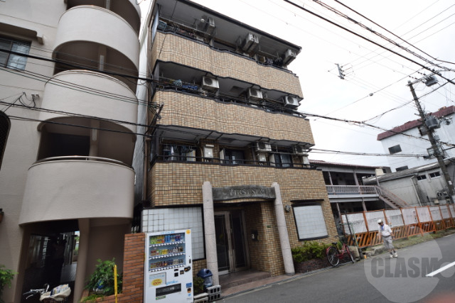 大阪市東淀川区下新庄４丁目の賃貸マンションの外観