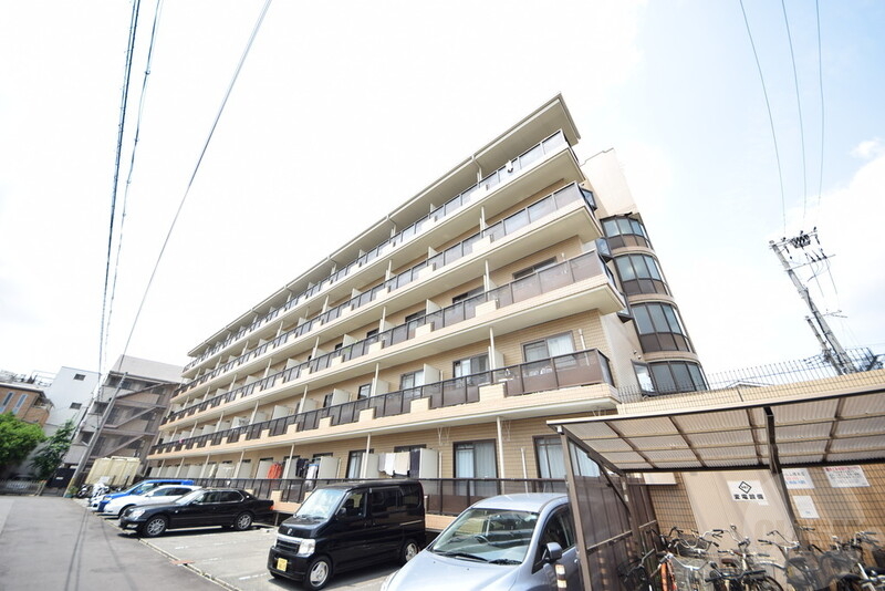 大阪市東淀川区東淡路５丁目の賃貸マンションの外観