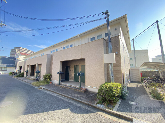 大阪市東淀川区下新庄５丁目の賃貸アパートの外観