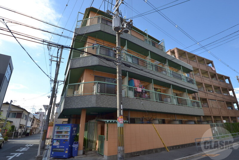 大阪市東淀川区豊新４丁目の賃貸マンションの外観