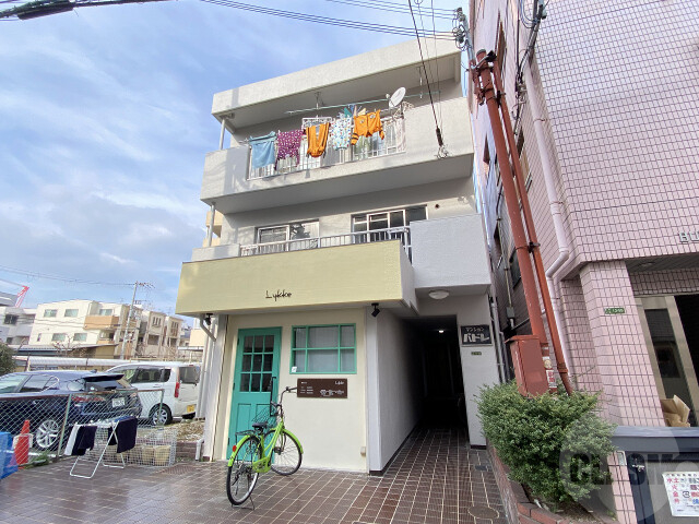 大阪市東淀川区豊新５丁目の賃貸マンションの外観