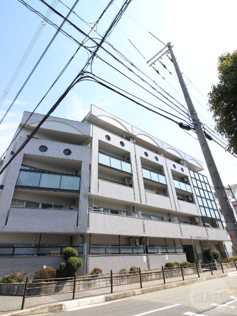 大阪市東淀川区豊里６丁目の賃貸マンションの外観