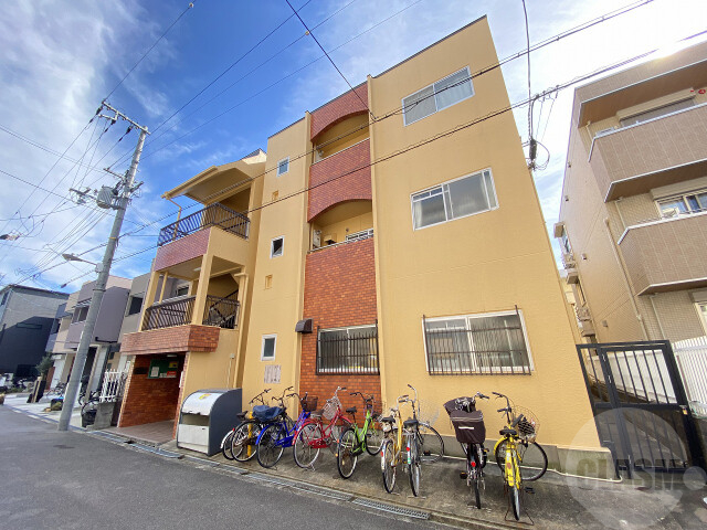 大阪市東淀川区豊里７丁目の賃貸マンションの外観