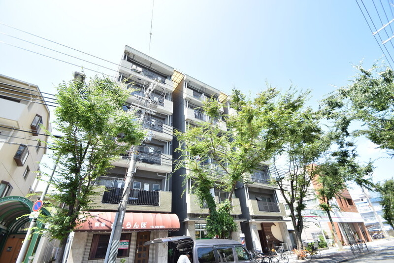 大阪市東淀川区豊新１丁目の賃貸マンションの外観