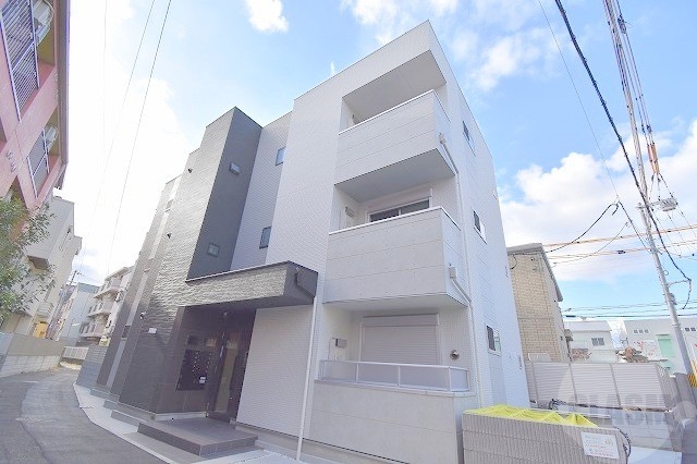 大阪市東淀川区上新庄3丁目の賃貸アパートの外観 大阪市東淀川区上新庄3丁目の賃貸アパートの外観