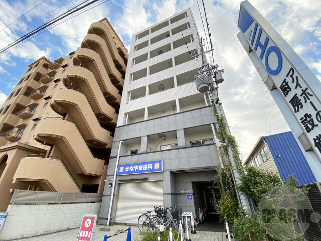 大阪市東淀川区豊里７丁目の賃貸マンションの外観