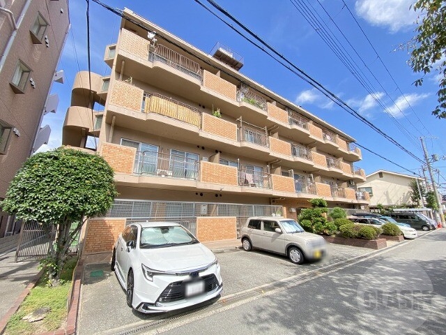 大阪市東淀川区淡路１丁目の賃貸マンションの外観