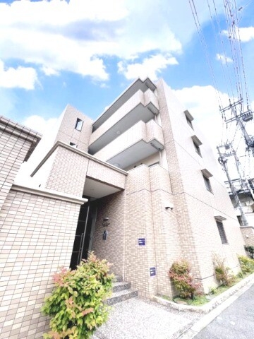 大阪市東淀川区西淡路２丁目の賃貸マンションの外観