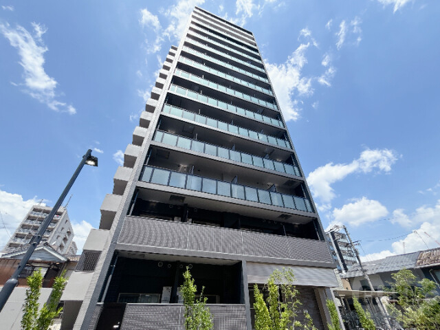 大阪市東淀川区淡路４丁目の賃貸マンションの外観