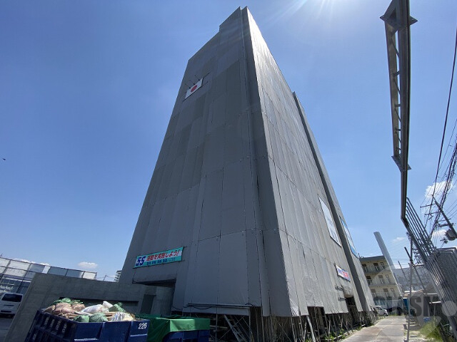 大阪市東淀川区南江口２丁目の賃貸マンションの外観