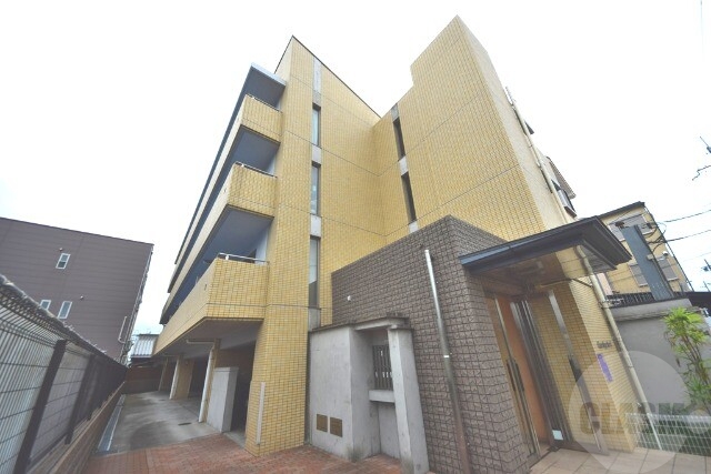 大阪市東淀川区西淡路５丁目の賃貸マンションの外観