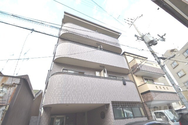 大阪市東淀川区下新庄５丁目の賃貸マンションの外観