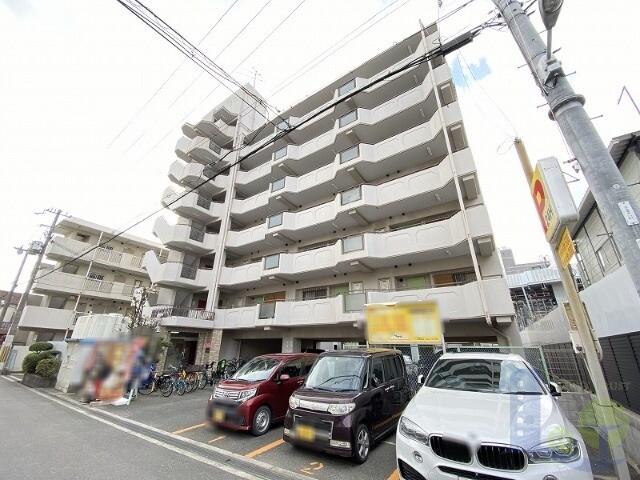 大阪市東淀川区下新庄２丁目の賃貸マンションの外観