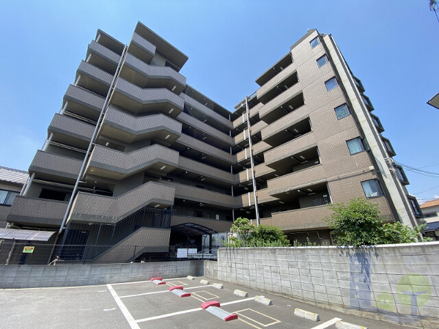 大阪市東淀川区大桐５丁目の賃貸マンションの外観