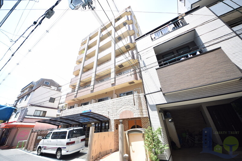 大阪市東淀川区小松１丁目の賃貸マンションの外観