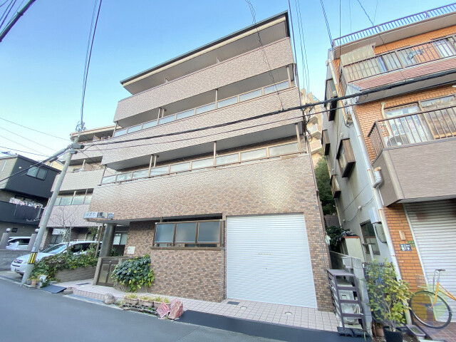 大阪市東淀川区淡路３丁目の賃貸マンションの外観