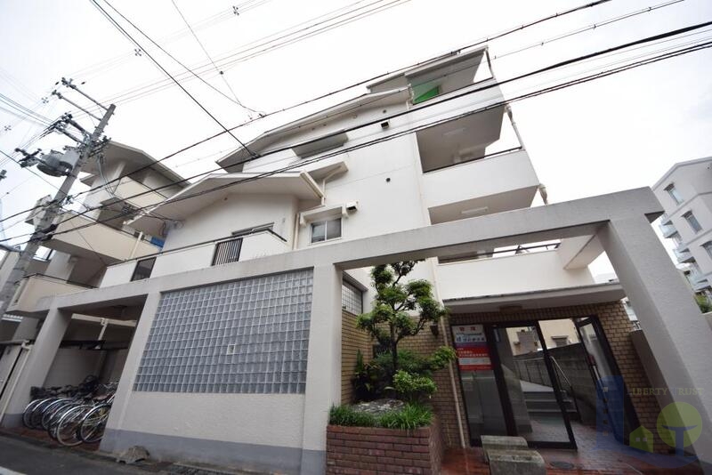 大阪市東淀川区豊新５丁目の賃貸マンションの外観