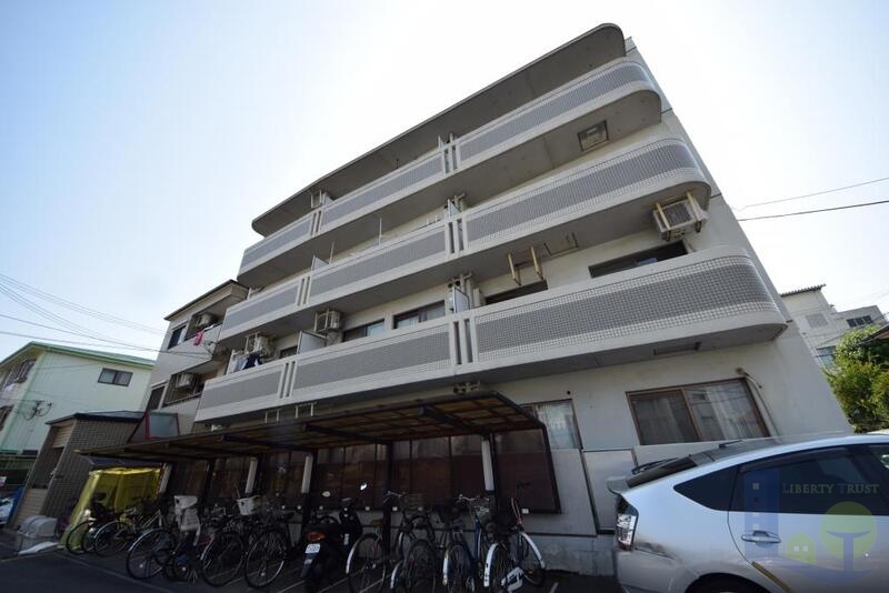 大阪市東淀川区東中島５丁目の賃貸マンションの外観