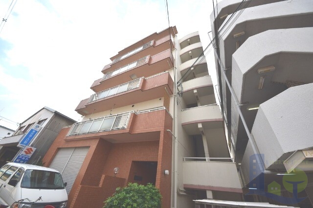 大阪市東淀川区菅原３丁目の賃貸マンションの外観