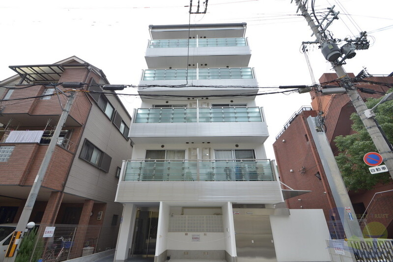大阪市東淀川区小松１丁目の賃貸マンションの外観